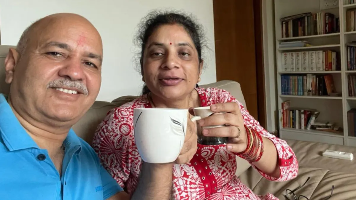 Manish Sisodia, former Delhi Deputy Chief Minister, with his wife Seema Sisodia.