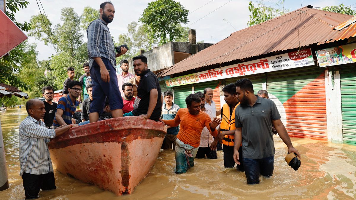 Bangladesh: Jatiya Party denounces blaming India for floods, calls New Delhi to hand over Hasina