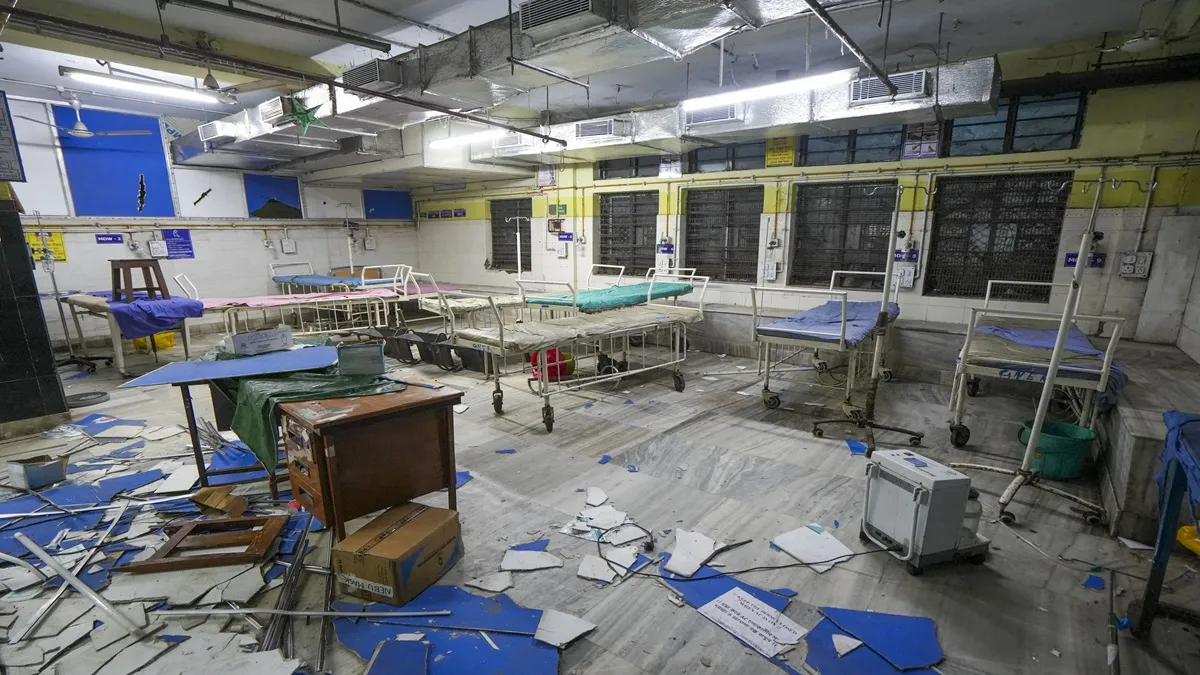 A ward of the RG Kar Medical College and Hospital after being vandalised by unidentified miscreants amid protests.