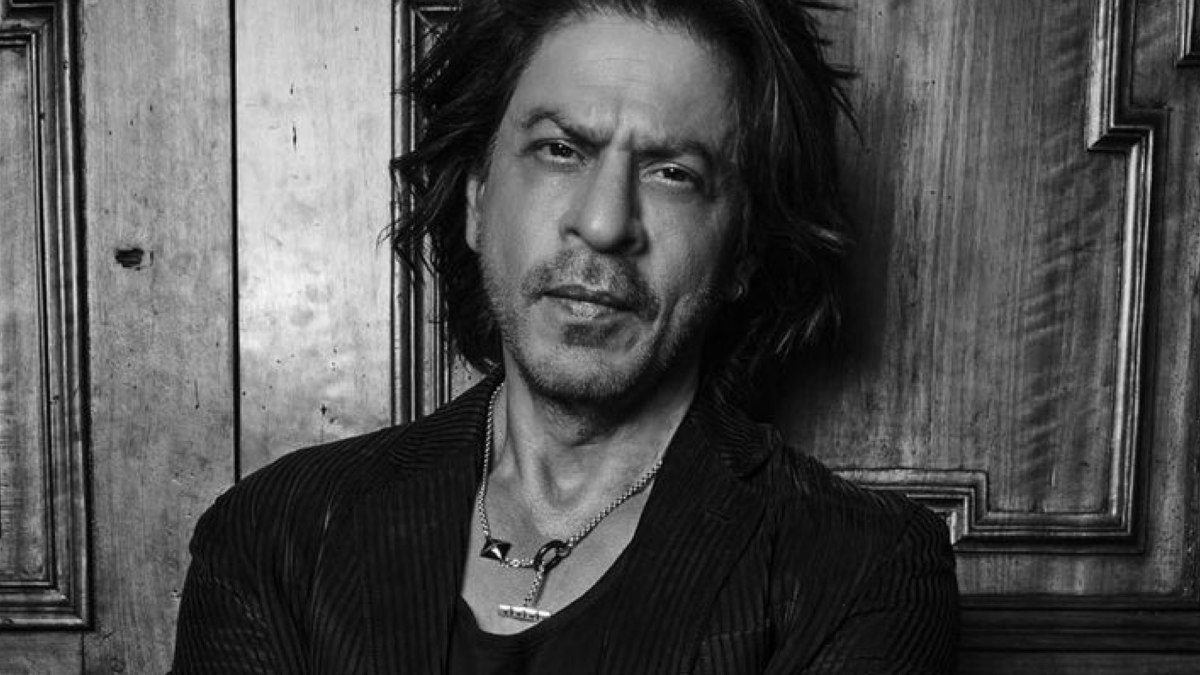 Shah Rukh Khan honoured with Pardo Alla Carriera Award at 77th Locarno Film Festival – India TV