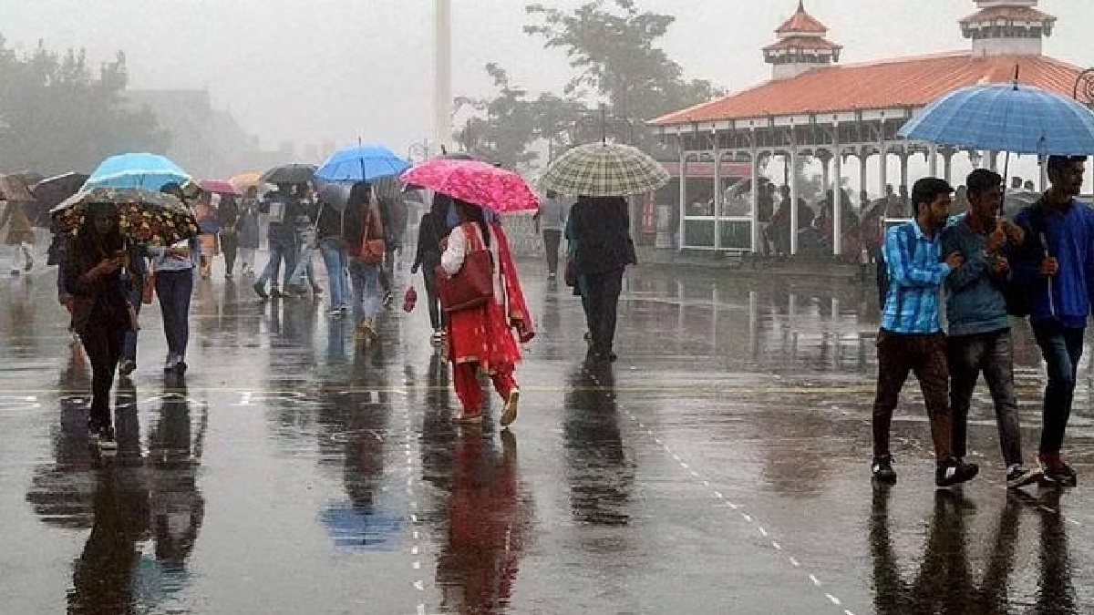 Himachal Pradesh: 107 roads closed amid heavy rains, yellow alert issued