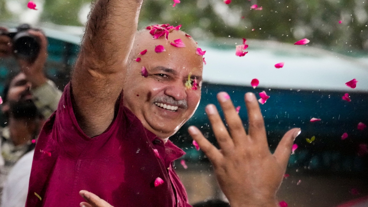 Manish Sisodia walks out of Tihar Jail after 17 months, Sanjay Singh and Atishi welcome him