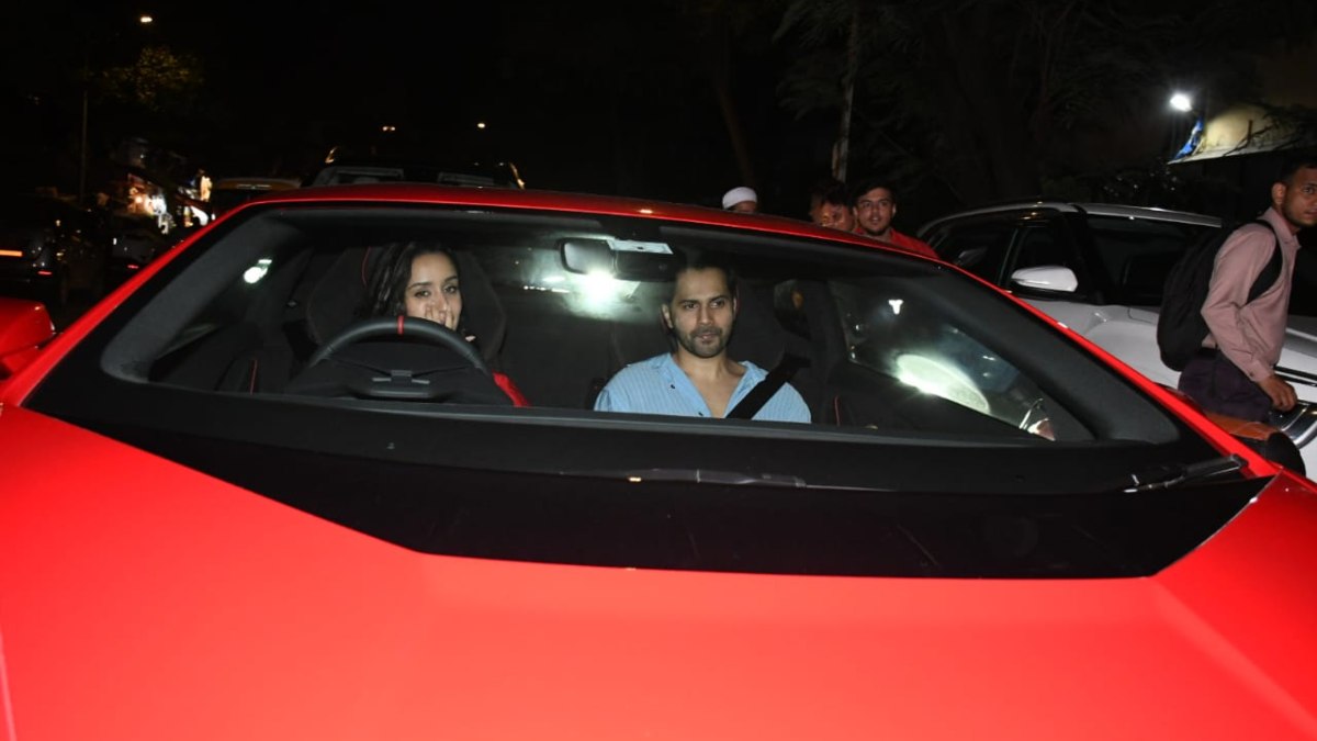 Shraddha Kapoor arrives for Stree 2 success party with 'Bhediya' star Varun Dhawan in her supercar | WATCH