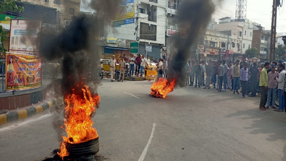 Section 144 imposed in Rajasthan's Udaipur after student stabbed in school,  multiple vehicles torched – India TV