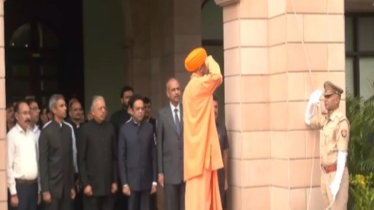 78th Independence Day: UP CM Yogi hoists national flag, pays tribute to freedom fighters | WATCH