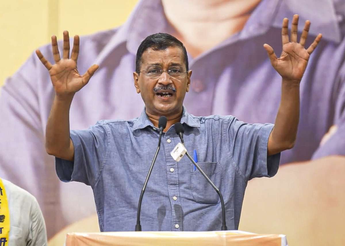 Kejriwal seeks answers from RSS chief