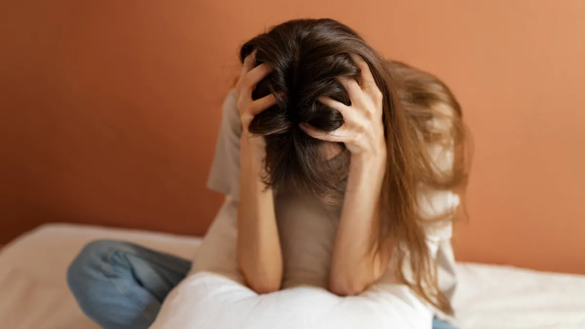 Anxiety vs Depression: What's the difference?