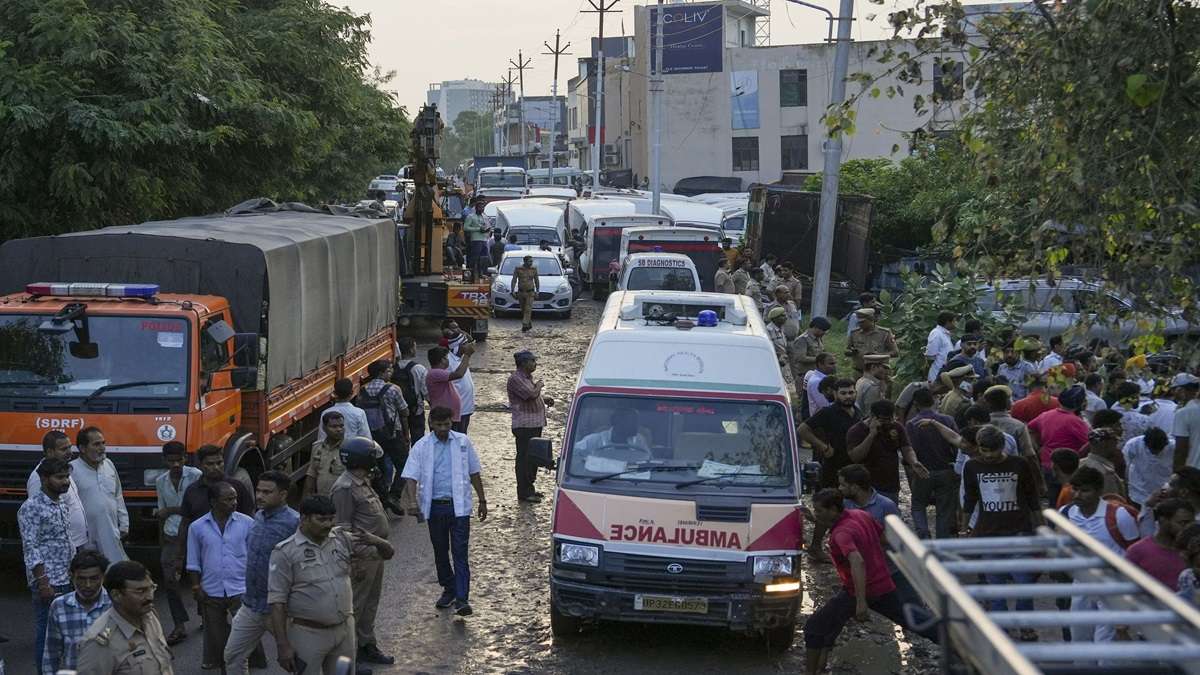 Lucknow building collapse: Death count rises to eight as godowns, workshop collapse in Transport Nagar area