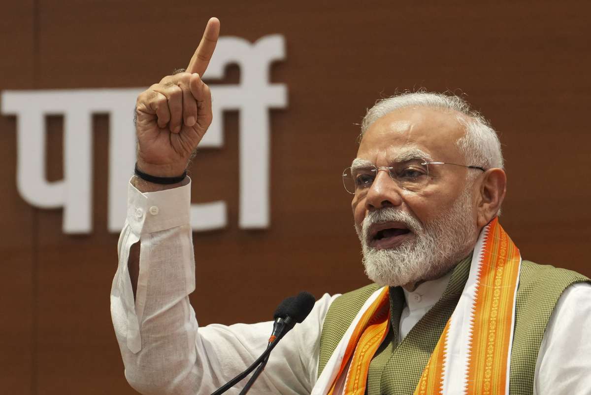 Gujarat riots were politicised, courts upheld the truth: PM Modi to Lex ...