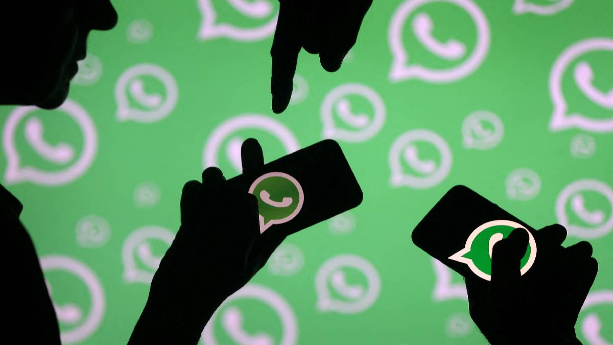 WhatsApp's old app is being discontinued in 54 days, update to avoid losing your account