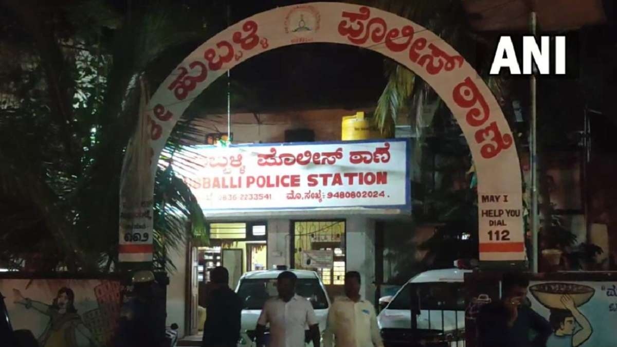 Karnataka govt drops Hubballi police station riot cases involving top