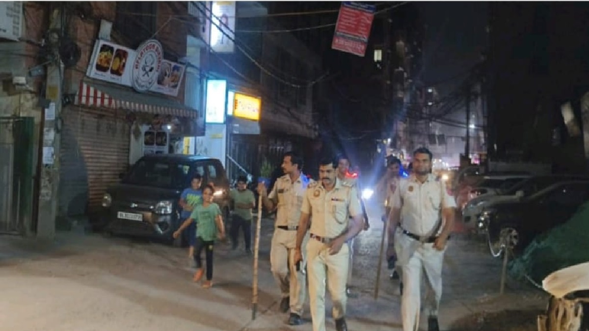 Police Attack on Delhi Police Inspector and Constable: Loud Silencer Sparks Outrage