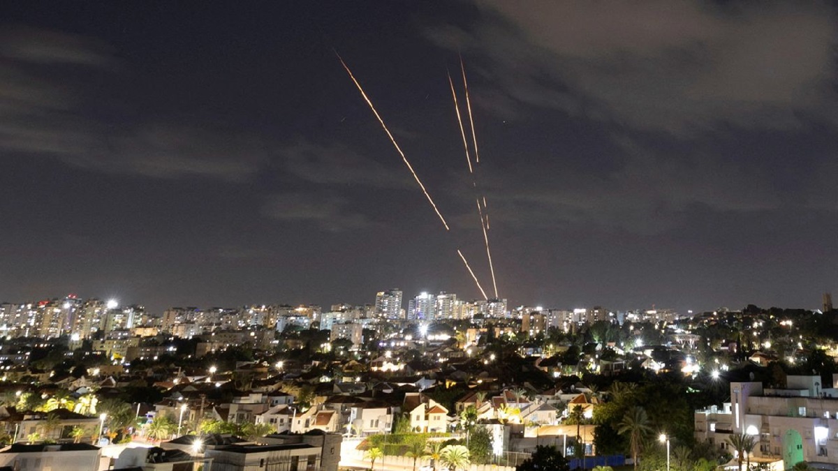 World leaders react to Iran's missile attack on Israel amid fear of ...