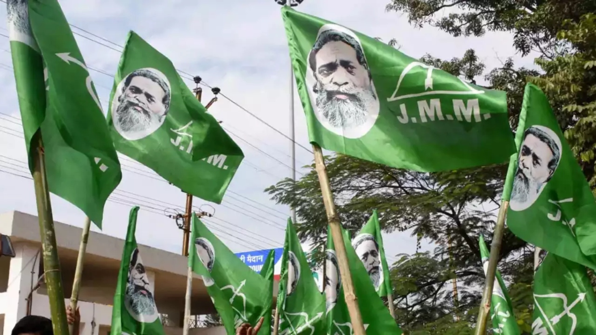 Former BJP MLAs Louis Marandi, Kunal Sarangi join JMM ahead of Jharkhand assembly elections – India TV