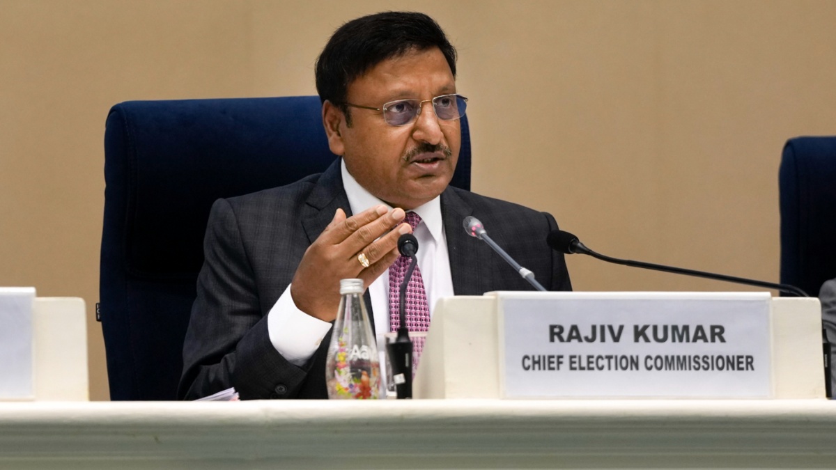 eci-suspends-rural-housing-survey-in-6-west-bengal-districts-ahead-of