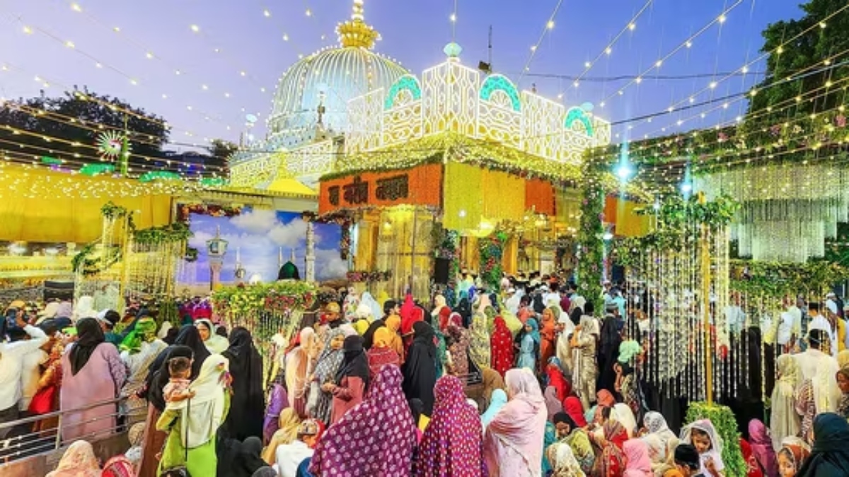 Petition claims Shiva temple beneath Ajmer Sharif Dargah, court issues notices to govt, ASI