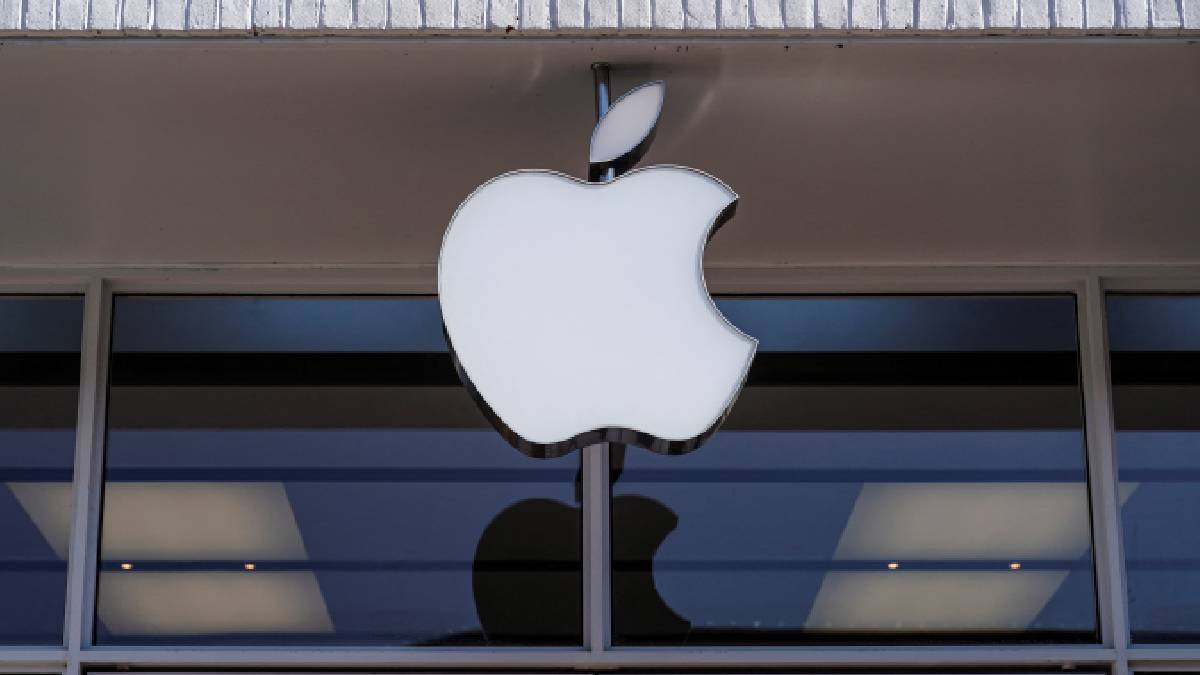 Apple faces fresh EU scrutiny, new product sparks regulatory concerns