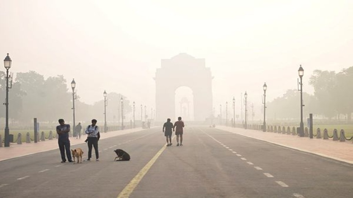 Delhi’s air quality hits 'very poor' category again, hazy conditions persist