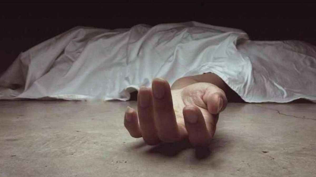 Woman’s body found stuffed in suitcase on Delhi-Lucknow highway