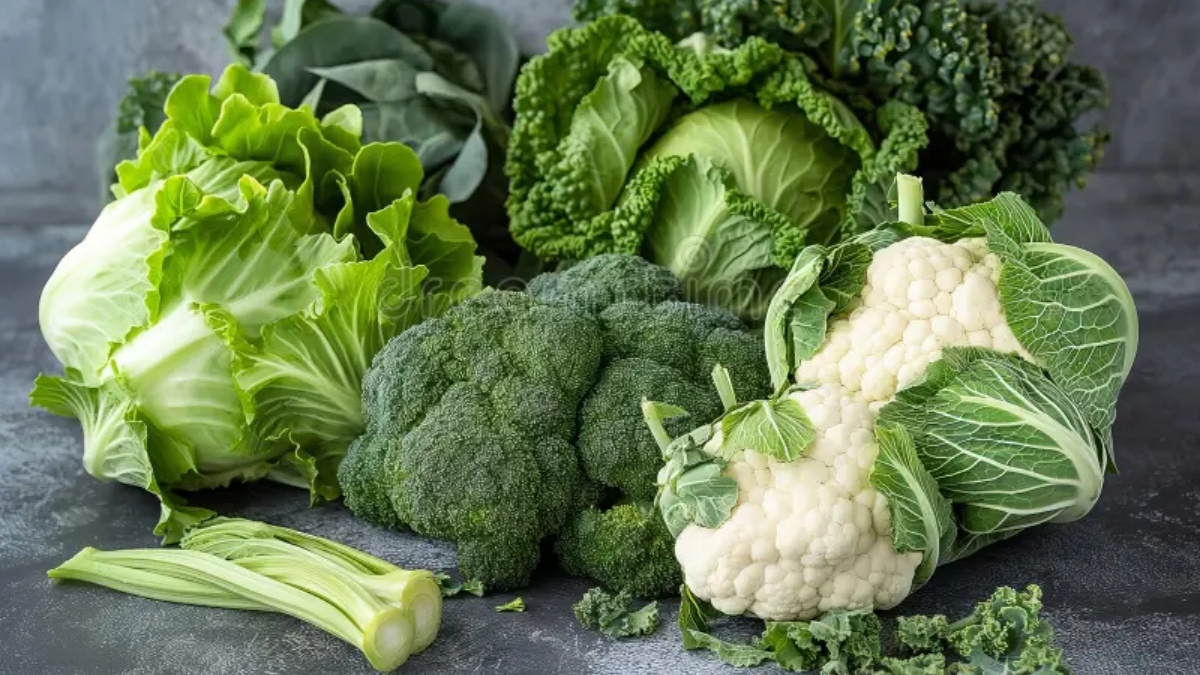 Cauliflower, Cabbage worms can be dangerous for health; know right way to clean leafy greens before cooking