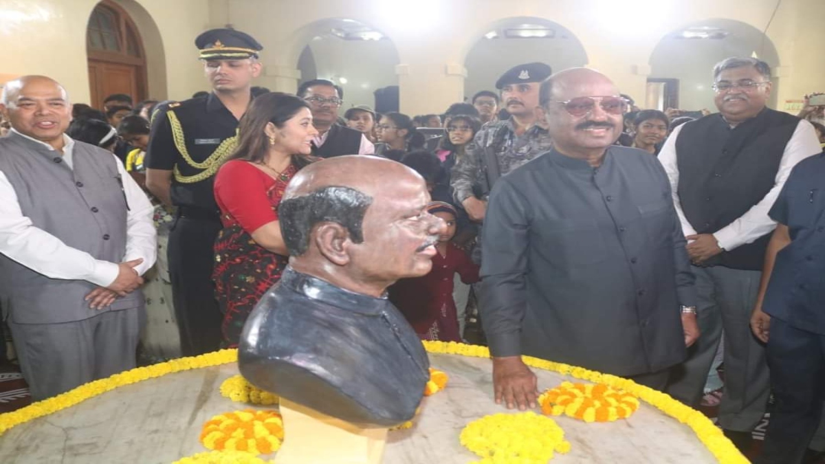 'Misinterpreted': Kolkata Raj Bhavan on row over Bengal Governor unveiling his own statue