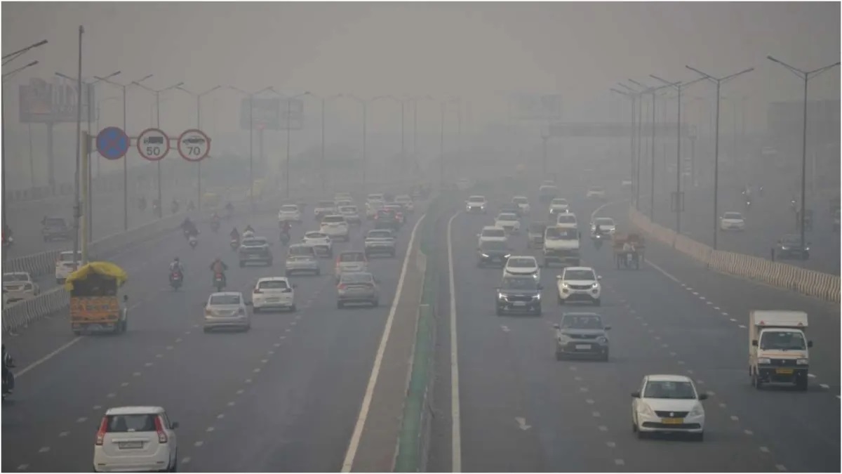 Delhi air pollution: GRAP 3 imposed as AQI level rises to 'severe' category | Know restrictions, penalties