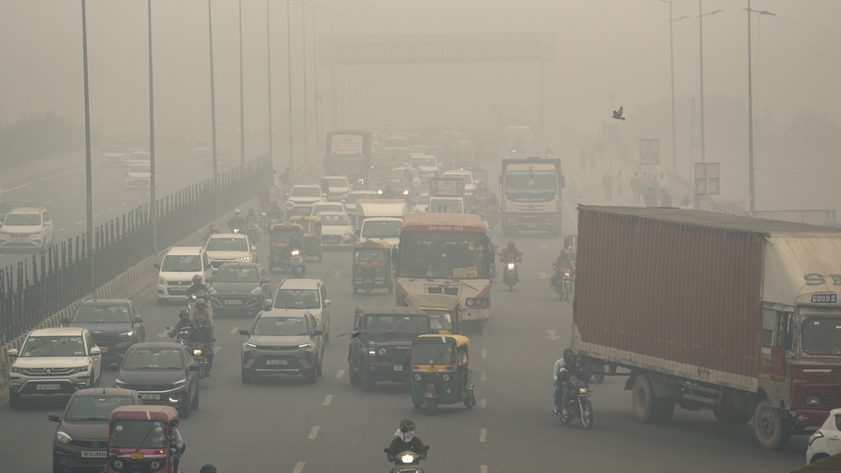 Delhi chokes as air quality stays 'severe plus', AQI touches 500-mark in several parts of city