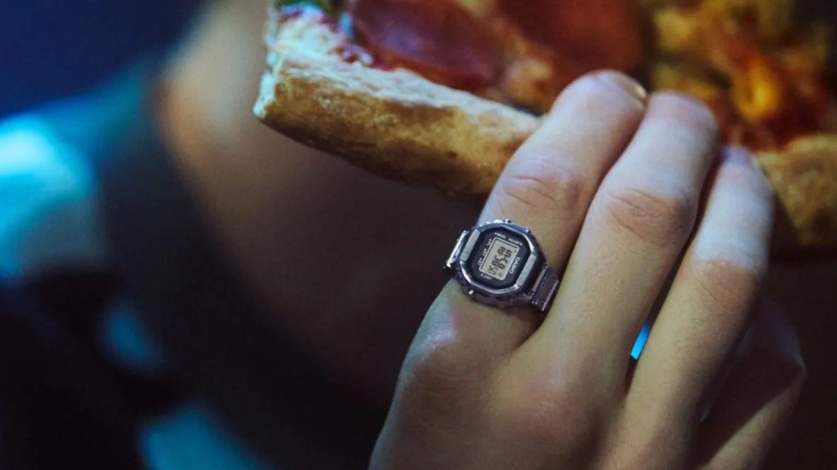 Casio launches its first smart ring with stopwatch, flashing alarm, video goes viral | WATCH