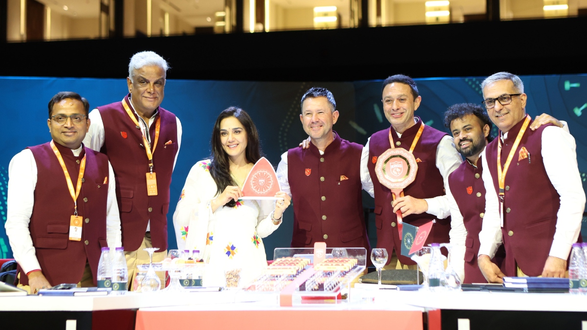 Updated squads after 10 teams spend Rs 467.95 crore on Day 1 – India TV