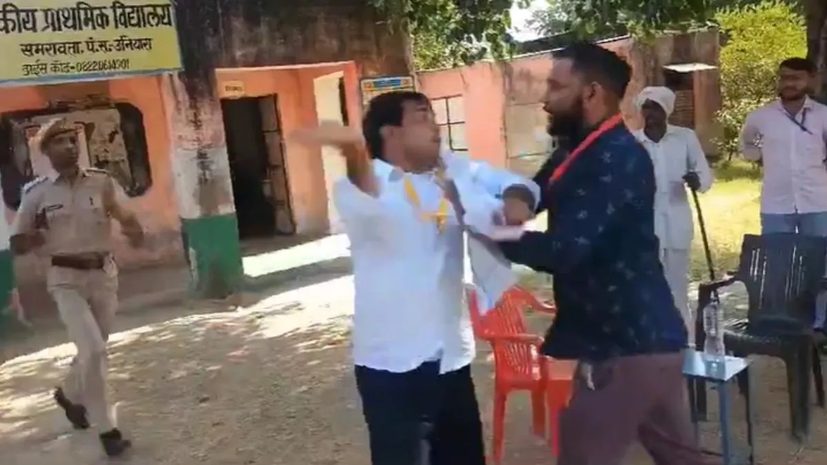 Independent candidate slaps Rajasthan official amid polling tensions | VIDEO