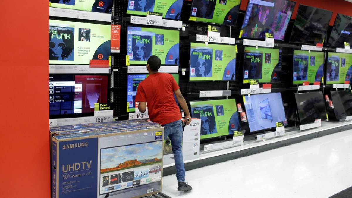 Smart TV shopping? Don't get tricked by size: Focus on these must-have features