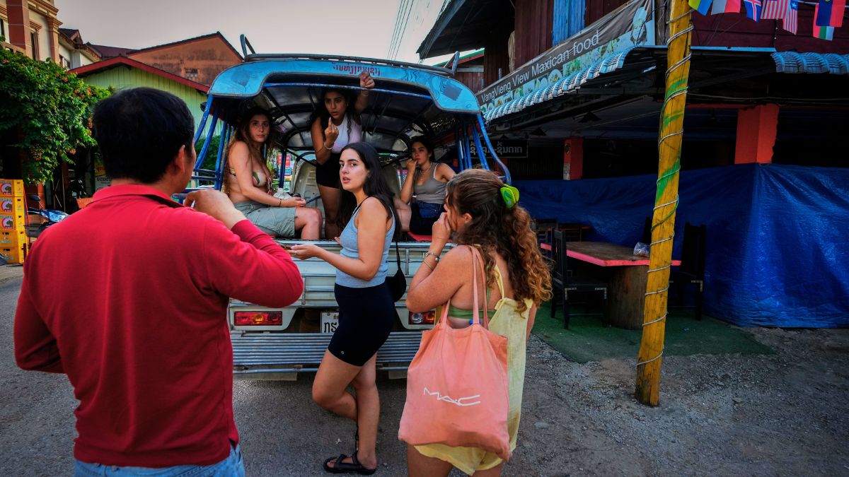 Night out drink party turned deadly in Laos: US, Australian tourists among 4 die in alcohol poisoning spree