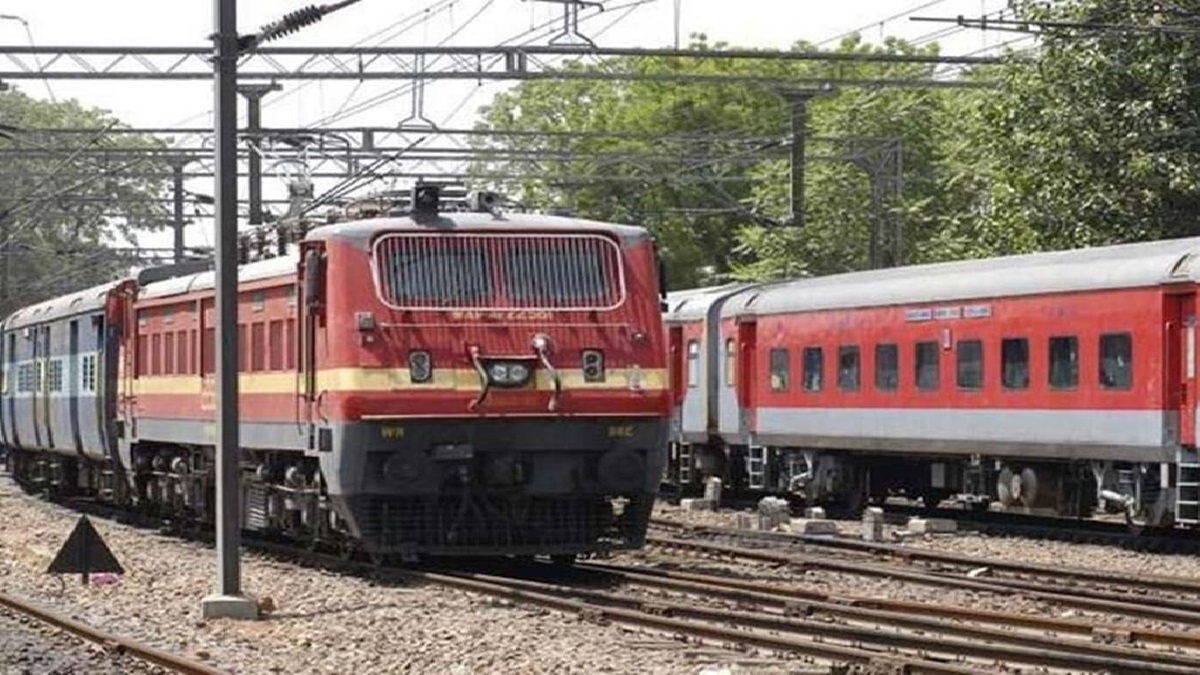 WBPSC Clerkship exam: Eastern Railway, Kolkata Metro to run additional trains to facilitate candidates