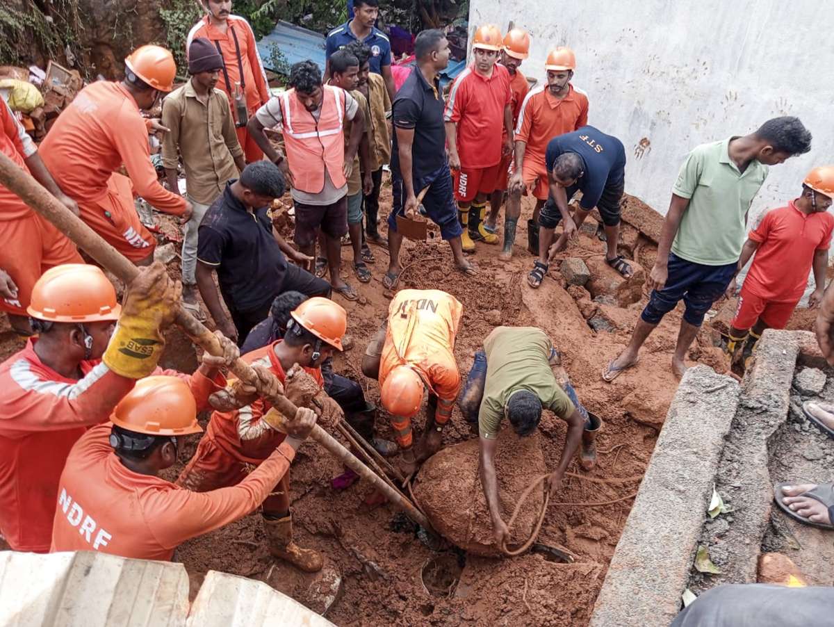 Cyclone Fengal: 4 Bodies Recovered After 7 Of One Family Die In Tamil ...