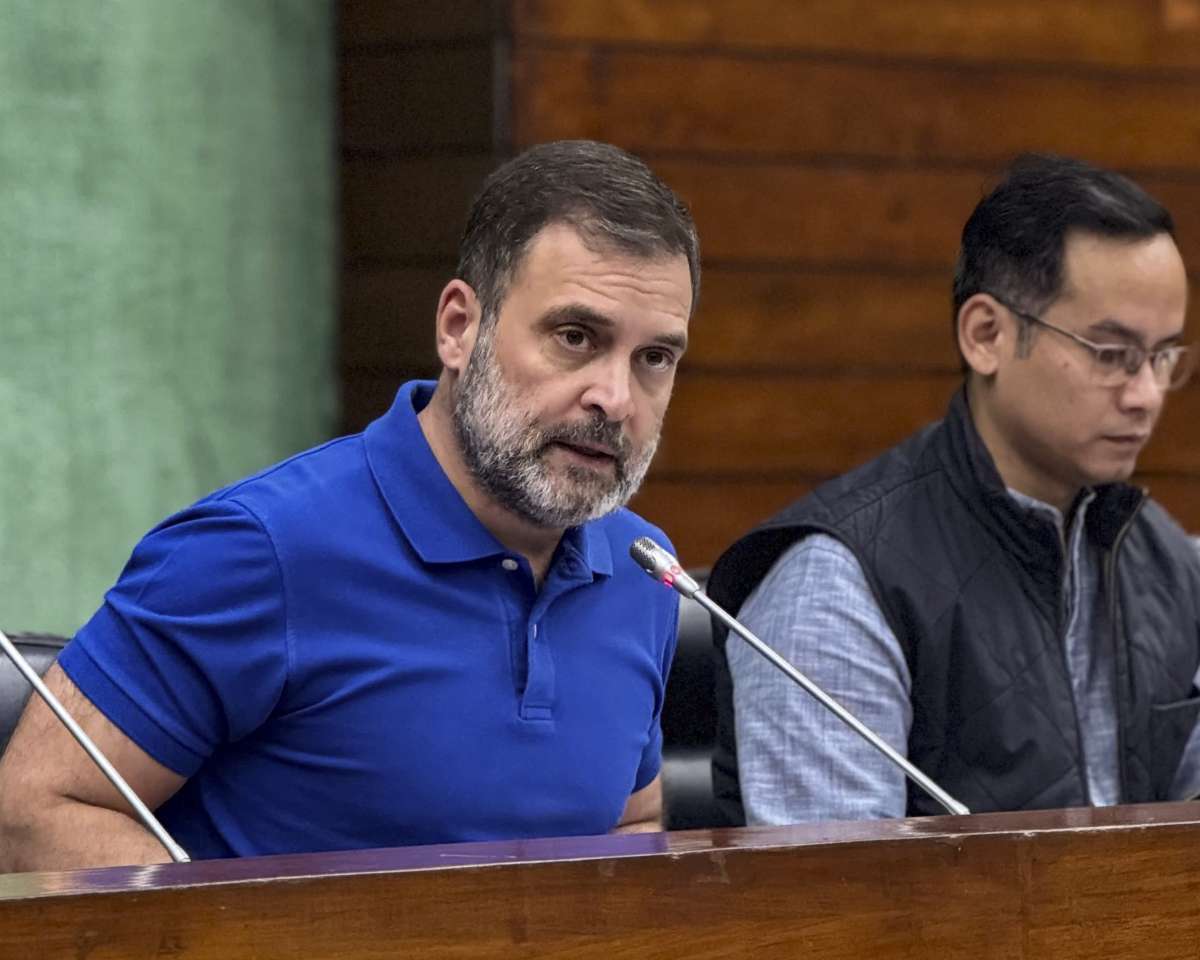 Is Rahul Gandhi trying to send a symbolic message by wearing blue today? Know here