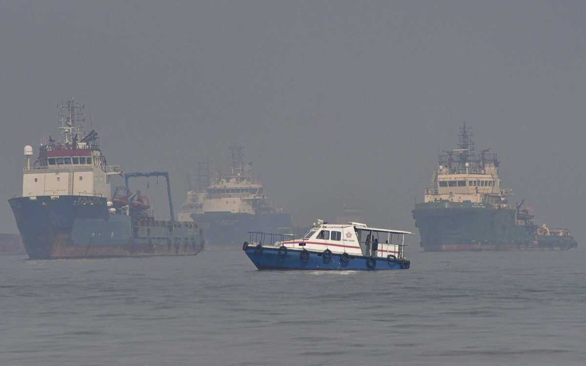 Mumbai ferry tragedy: Body of missing passenger found near vessel, death count climbs to 14