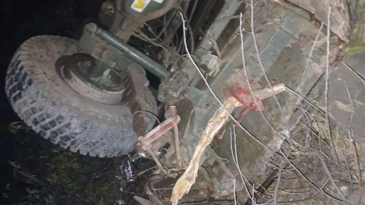 Jammu and Kashmir: Five soldiers killed, as many injured as Army vehicle falls into gorge in Poonch