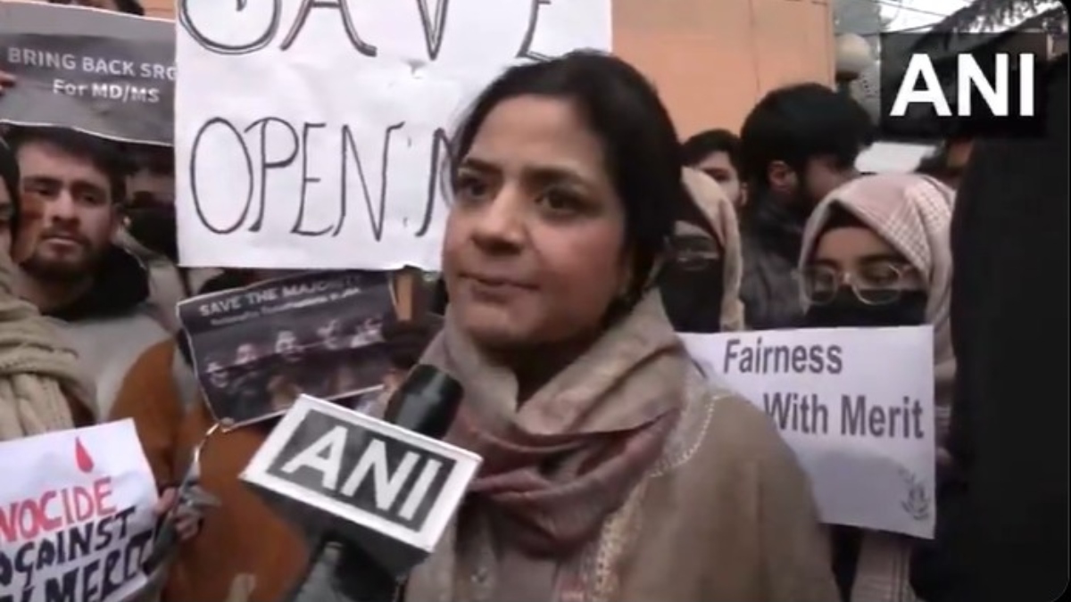 Jammu and Kashmir: Iltija Mufti joins protest outside CM's residence over reservation, check their demands