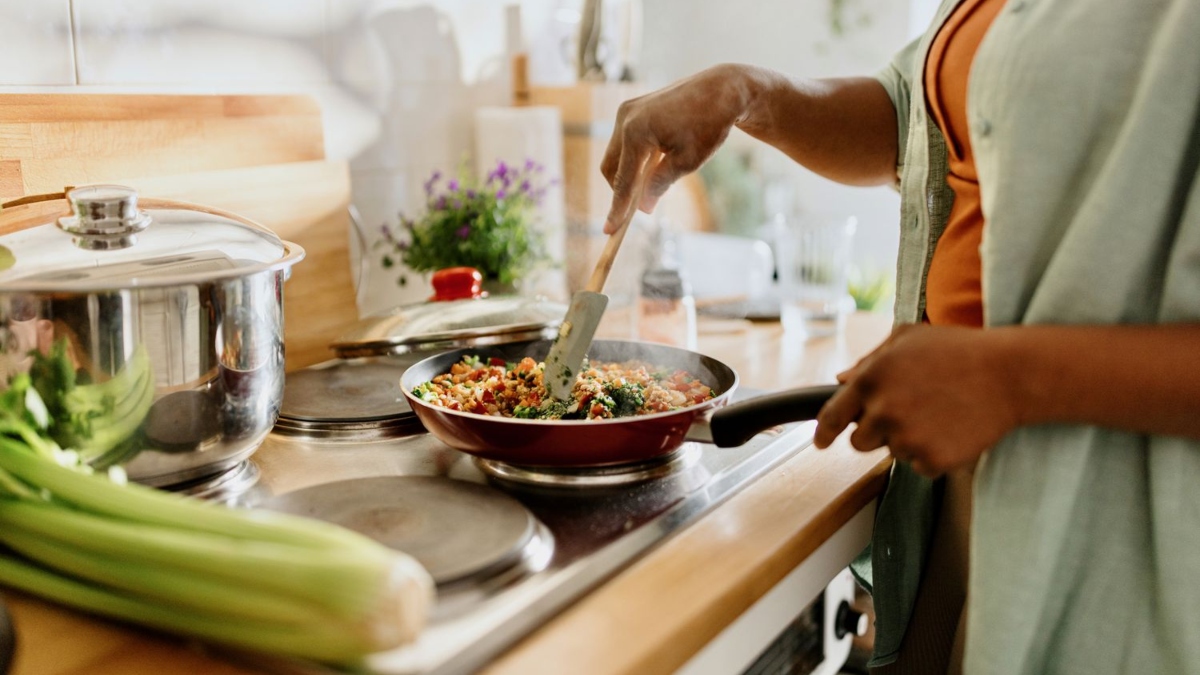 Bengaluru woman proposes startup for teaching maids to cook high-protein meals, viral post sparks debate