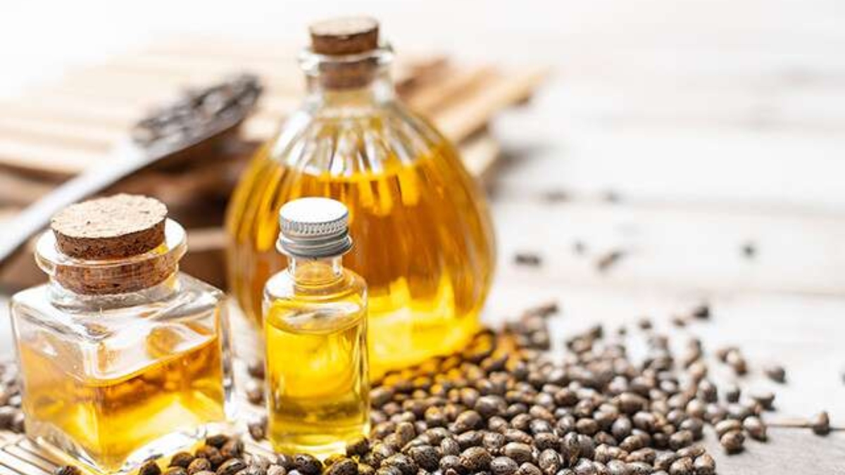 Applying castor oil on hair in winter helps in THESE 5 problems, know benefits and how to use