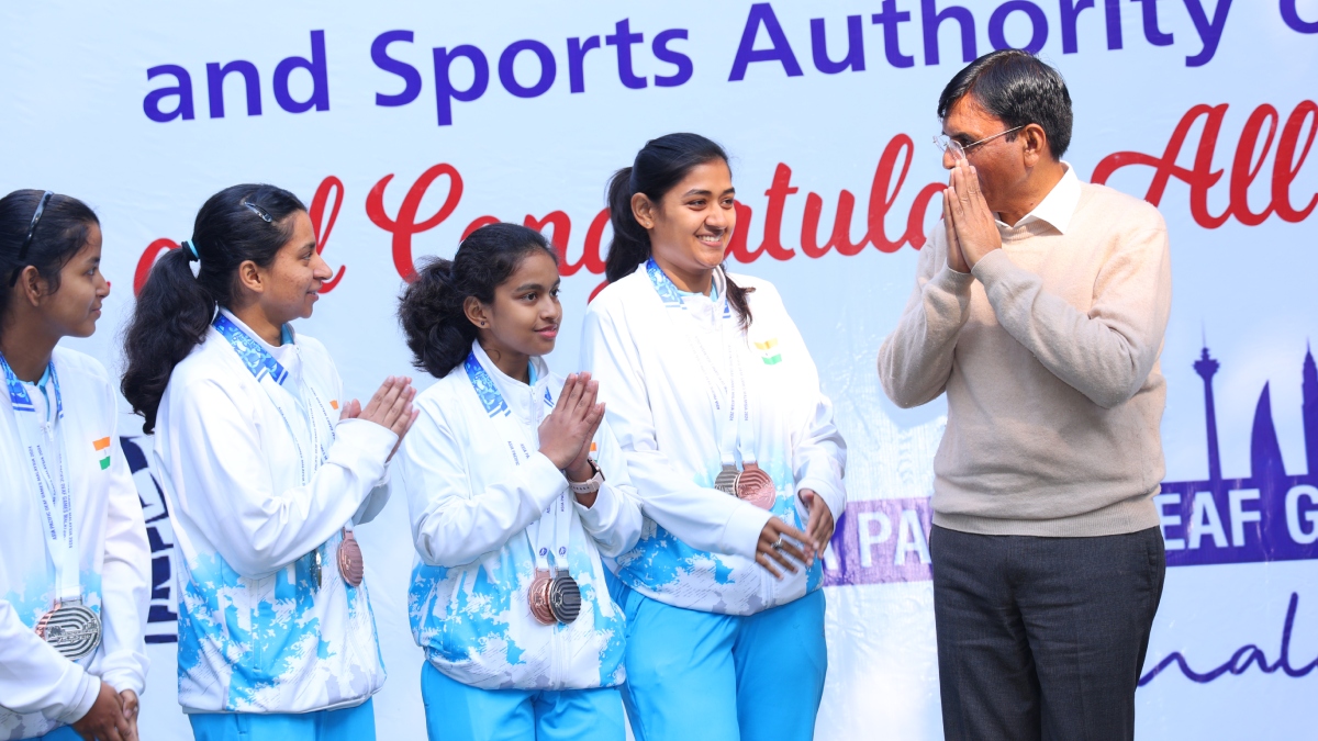 Mansukh Mandaviya felicitates Indian team on record-breaking performance in Asia-Pacific Deaf Games