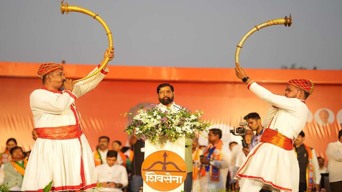 Eknath Shinde should become Maharashtra CM as he is the real face of Hindutva, says his mentor