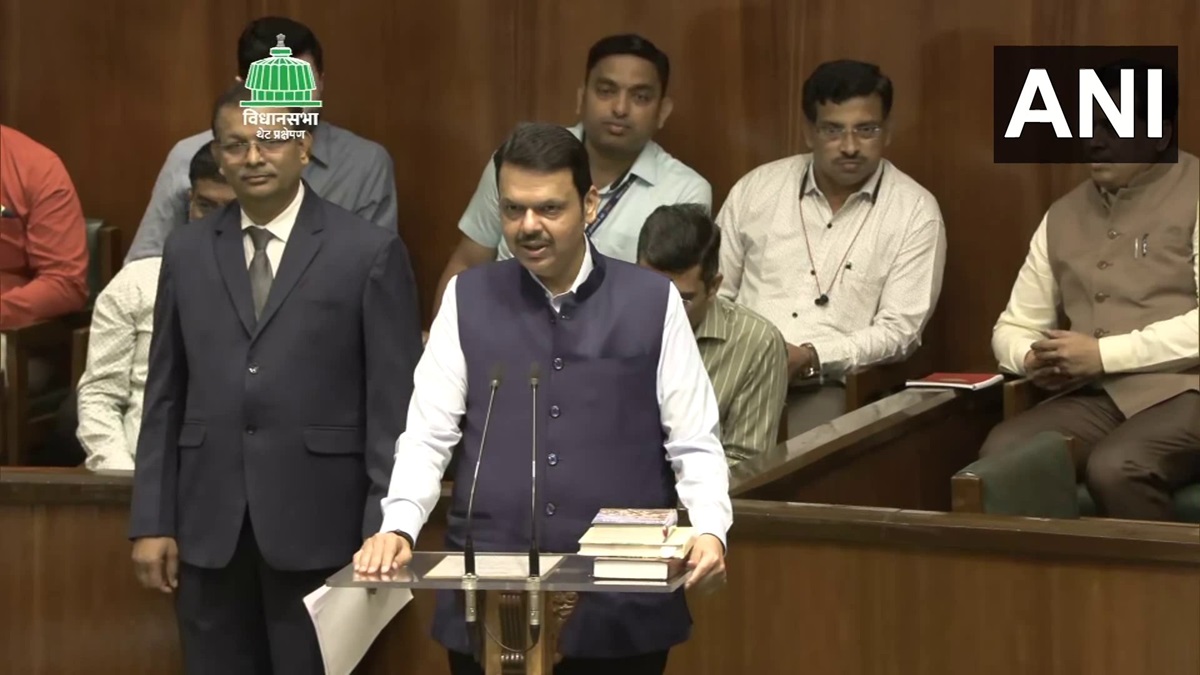 Maharashtra: Devendra Fadnavis takes oath as MLA at 3-day special assembly session in Mumbai