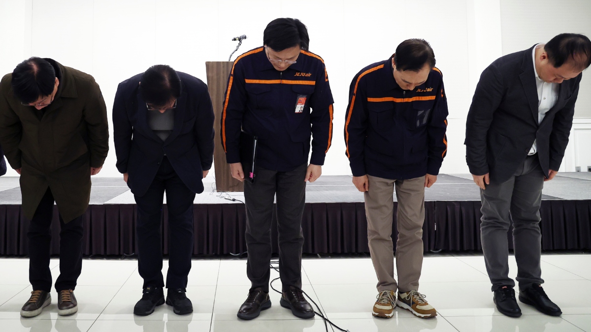 South Korea plane crash: Jeju Air issues first statement after tragic accident