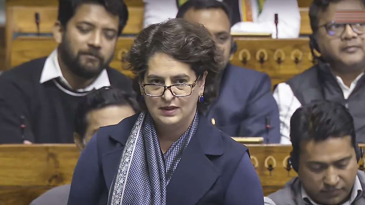 PM Modi's Lok Sabha speech bored me, he didn't speak anything constructive: Priyanka Gandhi | VIDEO