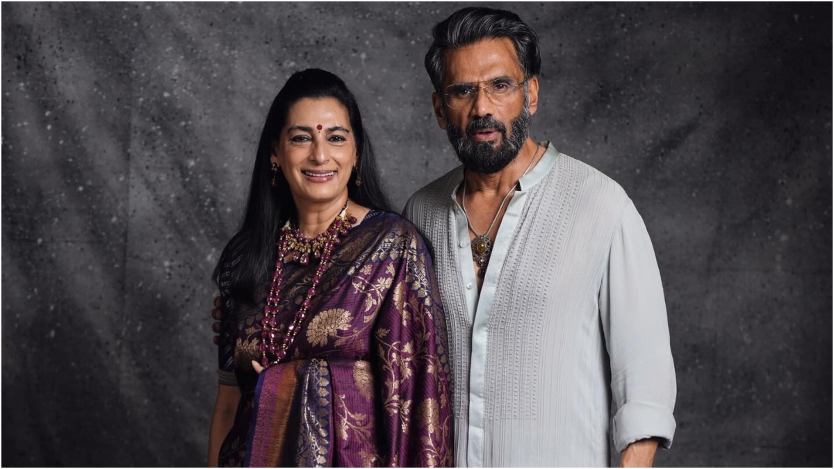 Suniel Shetty drops sweet anniversary post to celebrate 42nd anniversary with wife Mana | See pics