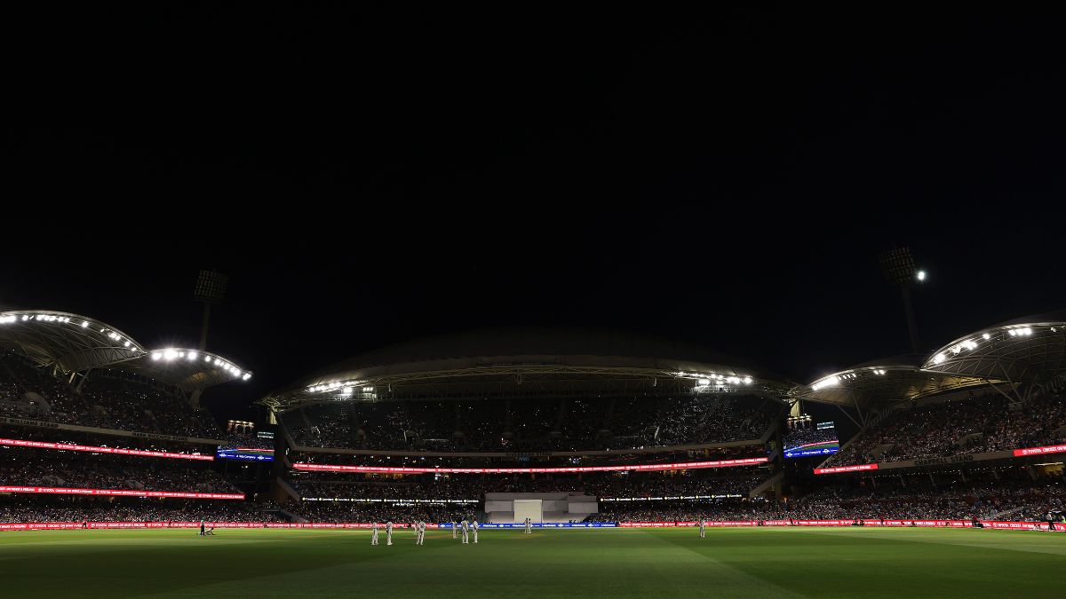 IND vs AUS: Floodlight failure interrupts pink-ball Test multiple times in Adelaide on day 1 | WATCH