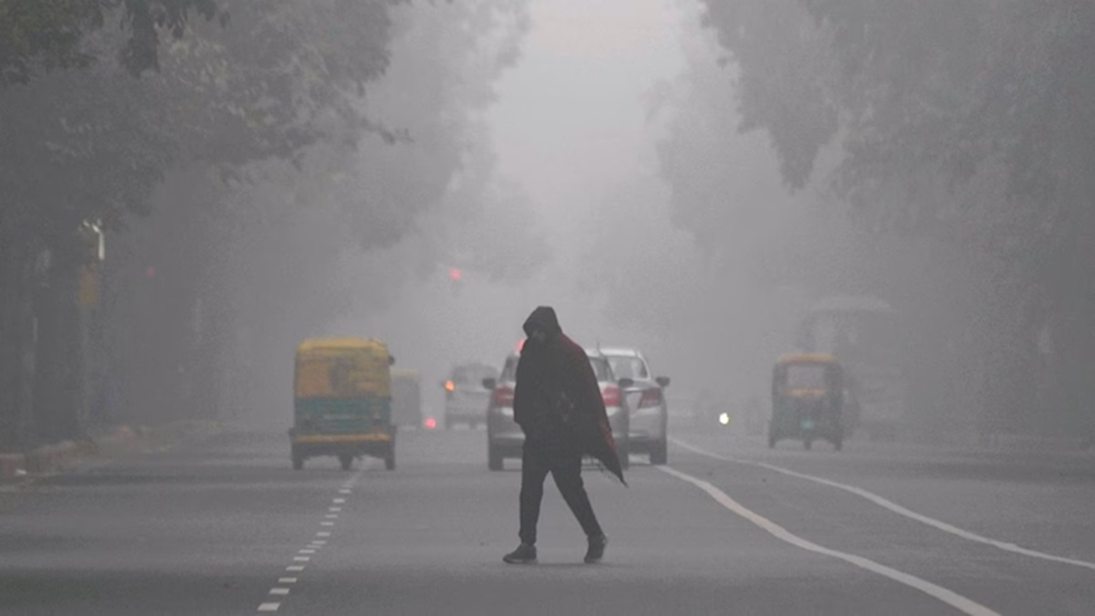 Weather update: IMD predicts further dip in temperatures across North India in next two days