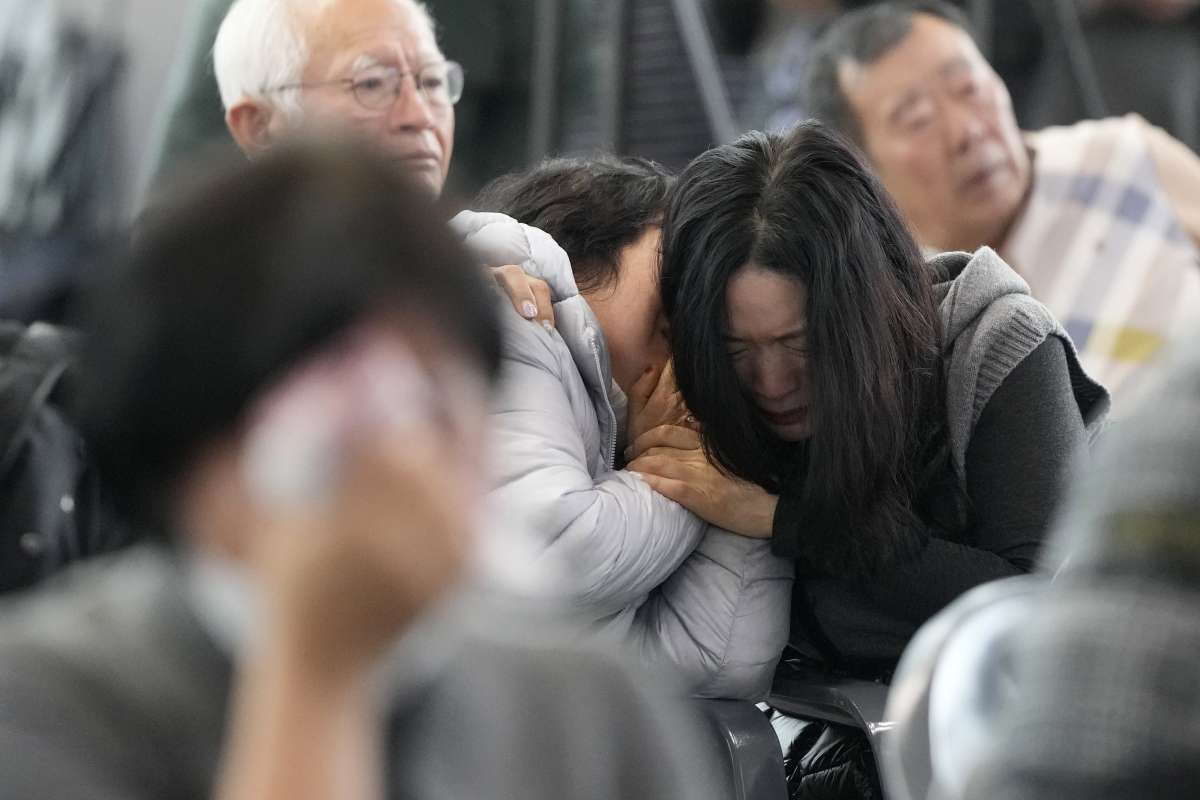 South Korea plane crash Emotional scenes unfold as grieving families visit accident site, some