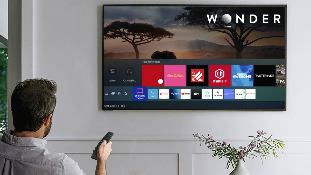 43-inch smart TVs available for up to Rs 13,000 with massive 61 percent discount this New Year